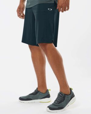 Oakley Men's Team Issue Hydrolix 9" Shorts - Image 5