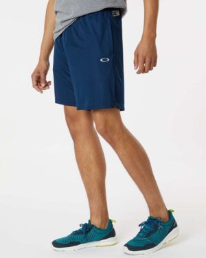 Oakley Unisex Team Issue Hydrolix 7" Shorts with Drawcord - Image 17