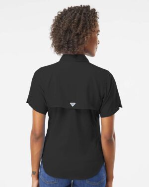 Columbia Women's PFG Tamiami™ II Short Sleeve Shirt - Image 6