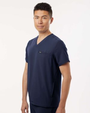 Jaanuu Men's Platt 3-Pocket Scrub V-Neck Top - Image 23