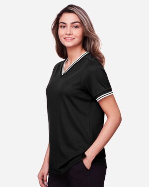 Devon & Jones Women's CrownLux Performance® Plaited Tipped V-Neck Shirt - Image 4