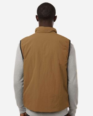 Weatherproof Men's Commuter Tech Vest - Image 18