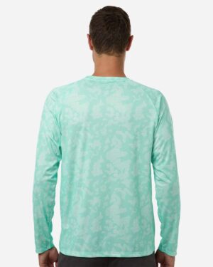 HUK Men's Lopro Running Lakes Long Sleeve T-Shirt - Image 6