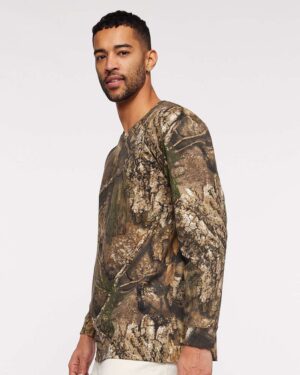 Code Five Men's Realtree® Camo Long Sleeve T-Shirt - Image 5